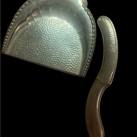 Vintage Metal set, table broom and crumb-dust pan - Picture 10 of 12